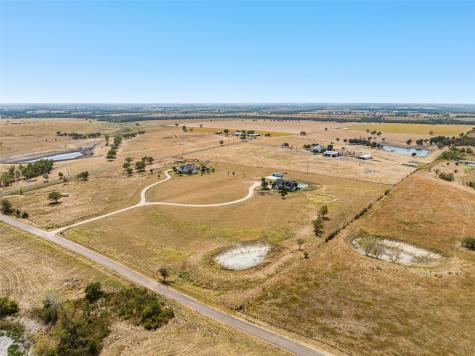 2045 Iron Bridge Road Lorena TX 76655