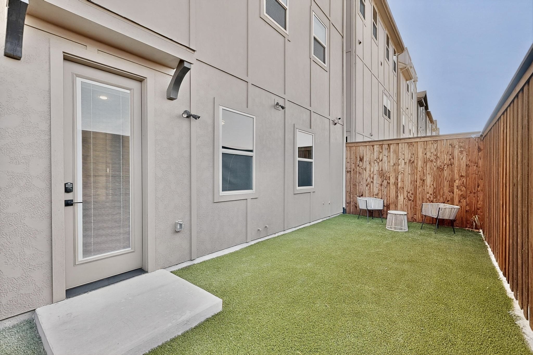 2557 Carmelita Street Dallas TX 75212