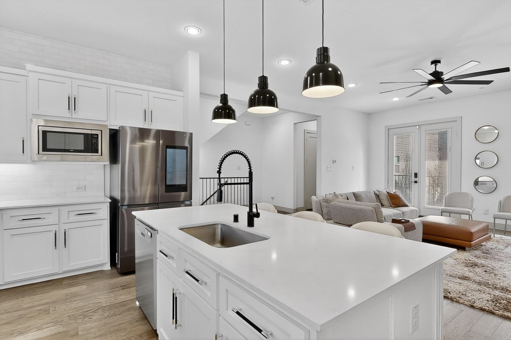 2557 Carmelita Street Dallas TX 75212