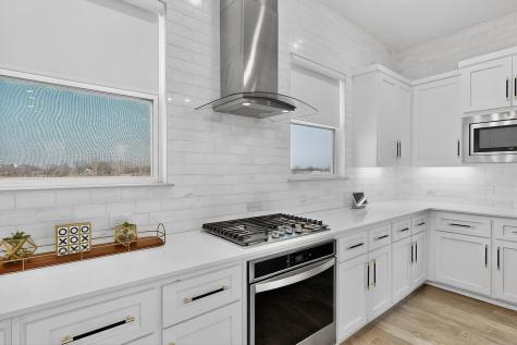 2557 Carmelita Street Dallas TX 75212