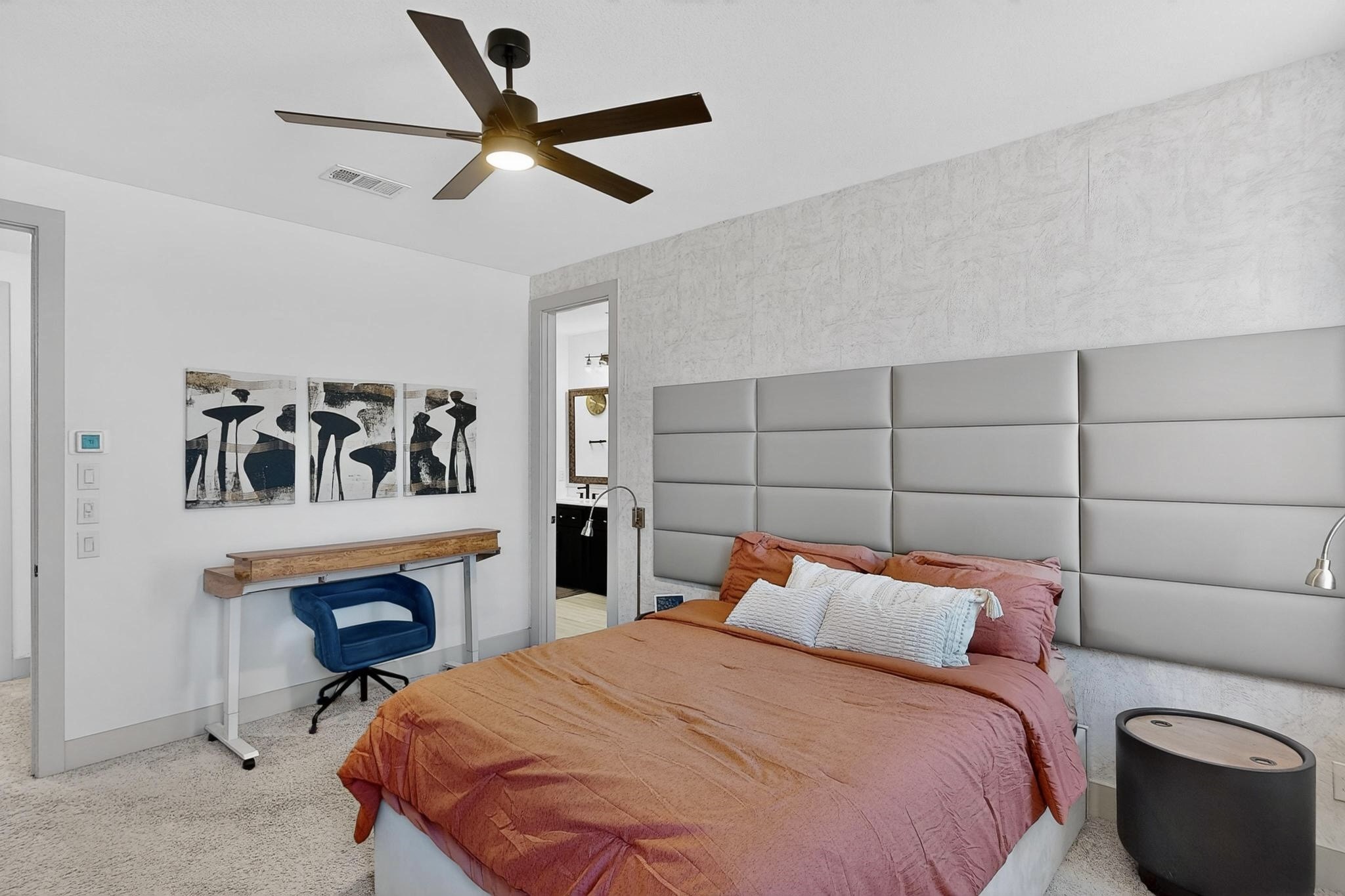 2557 Carmelita Street Dallas TX 75212
