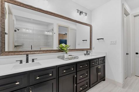 2557 Carmelita Street Dallas TX 75212