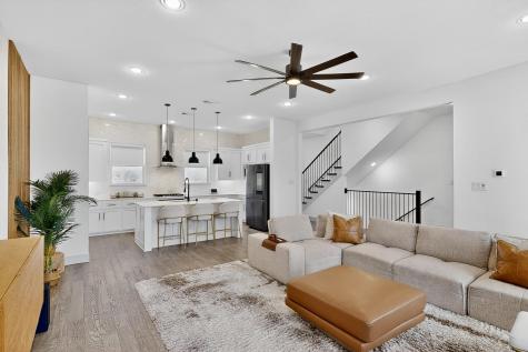 2557 Carmelita Street Dallas TX 75212
