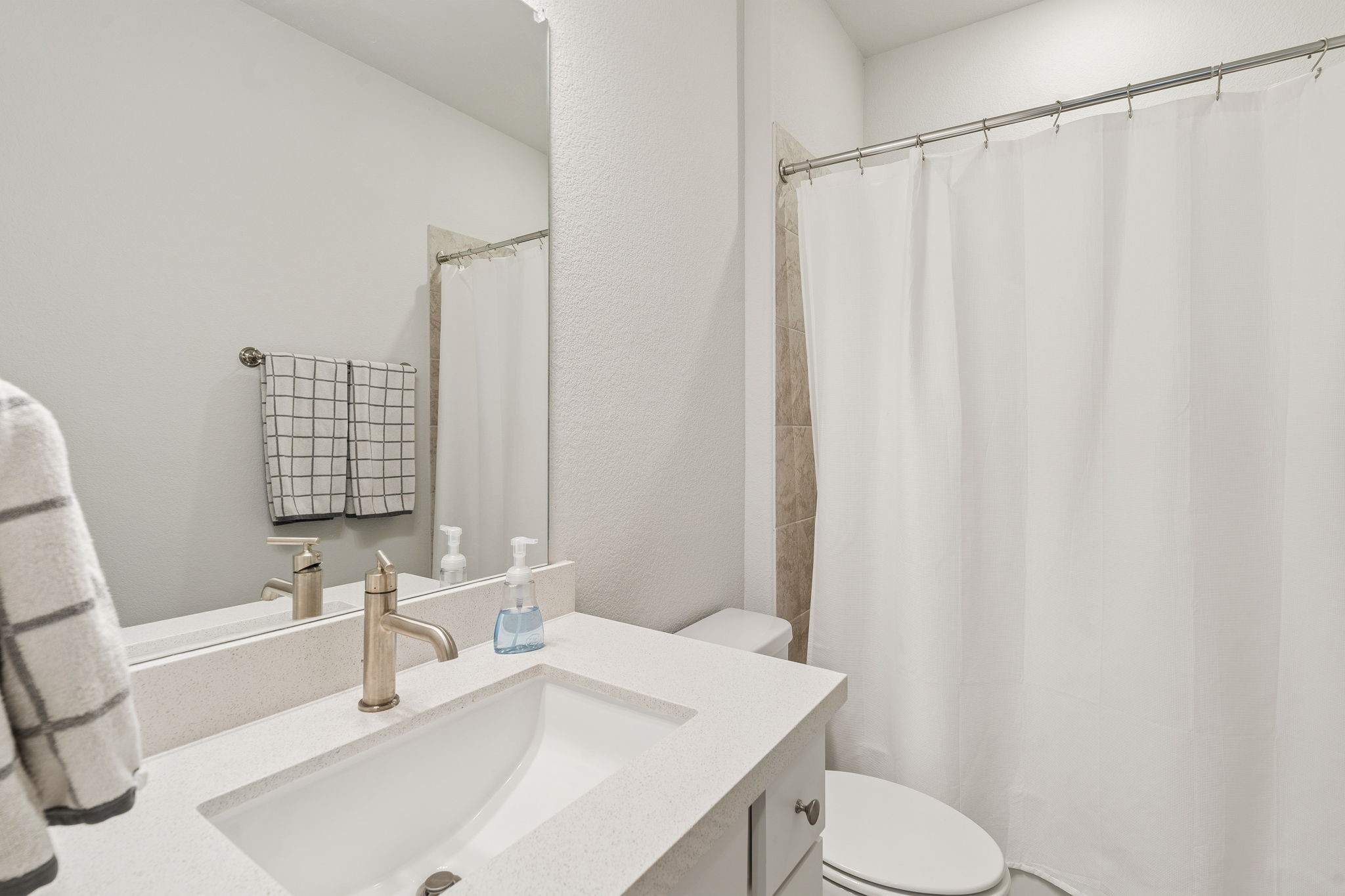 407 Holly Road Little Elm TX 75068