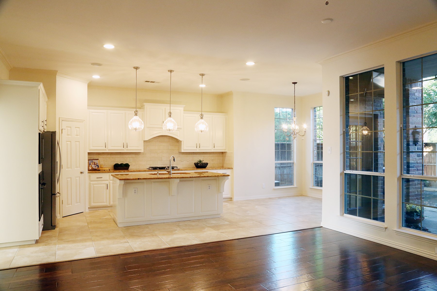 8317 Victoria Lane Lantana TX 76226