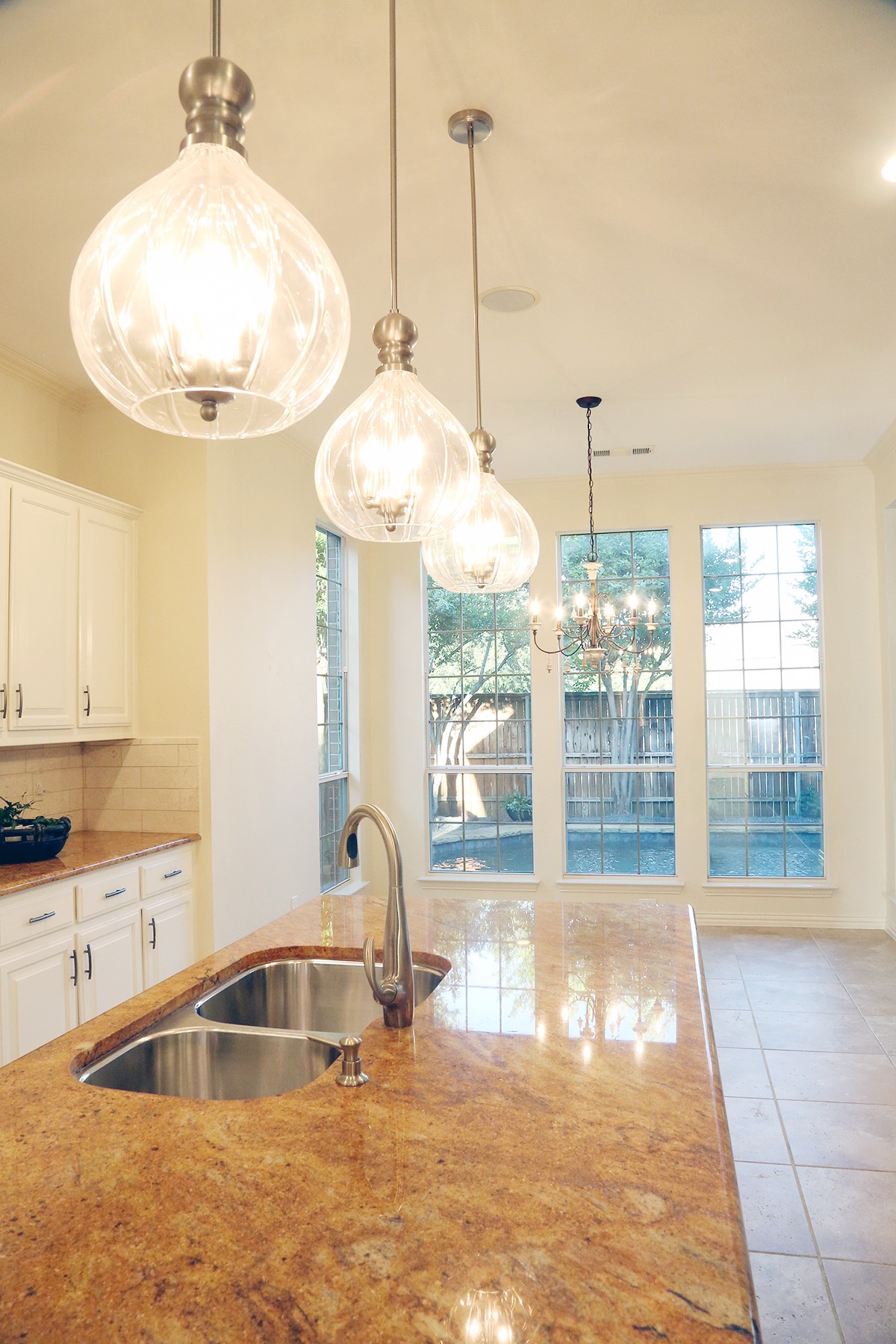 8317 Victoria Lane Lantana TX 76226