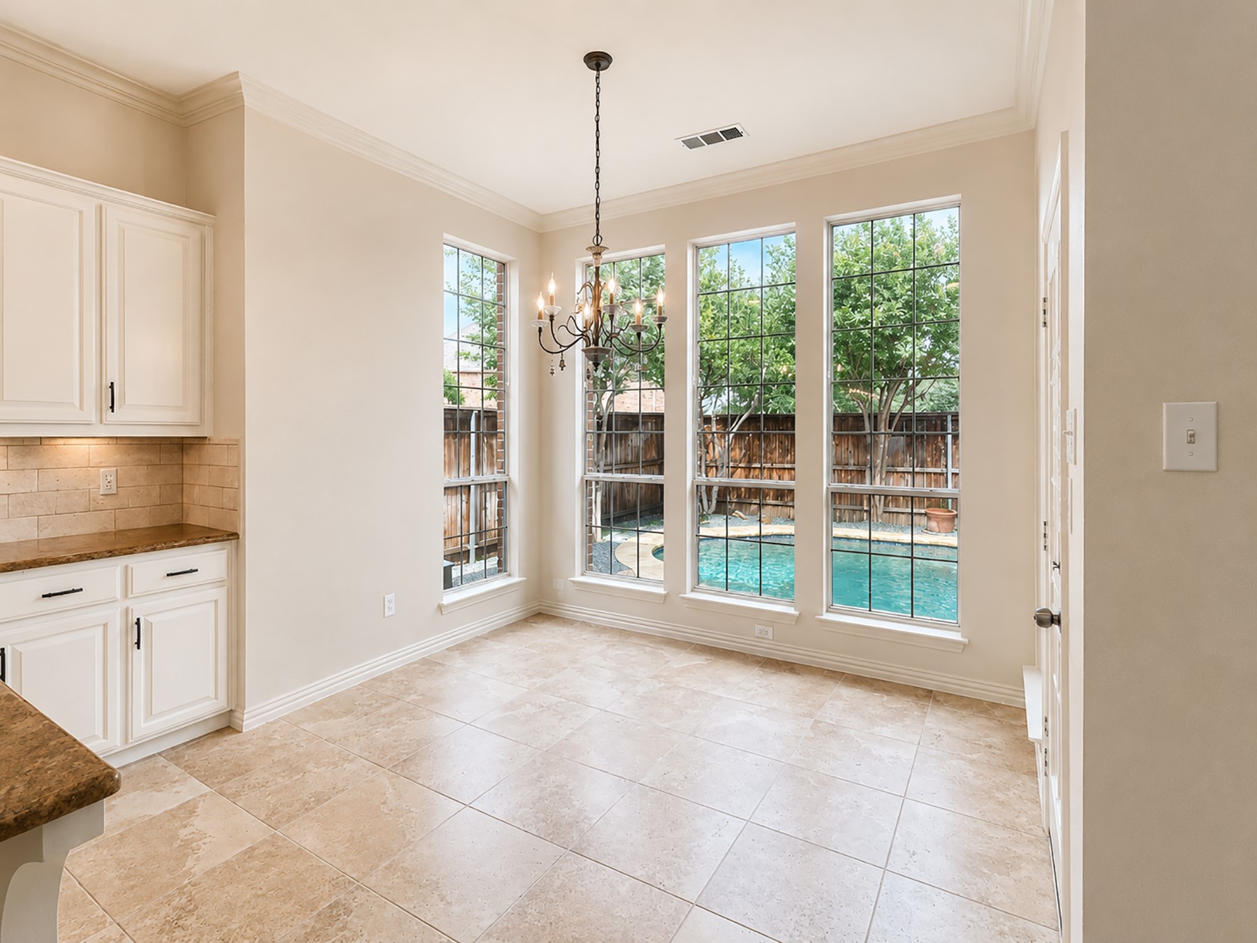 8317 Victoria Lane Lantana TX 76226