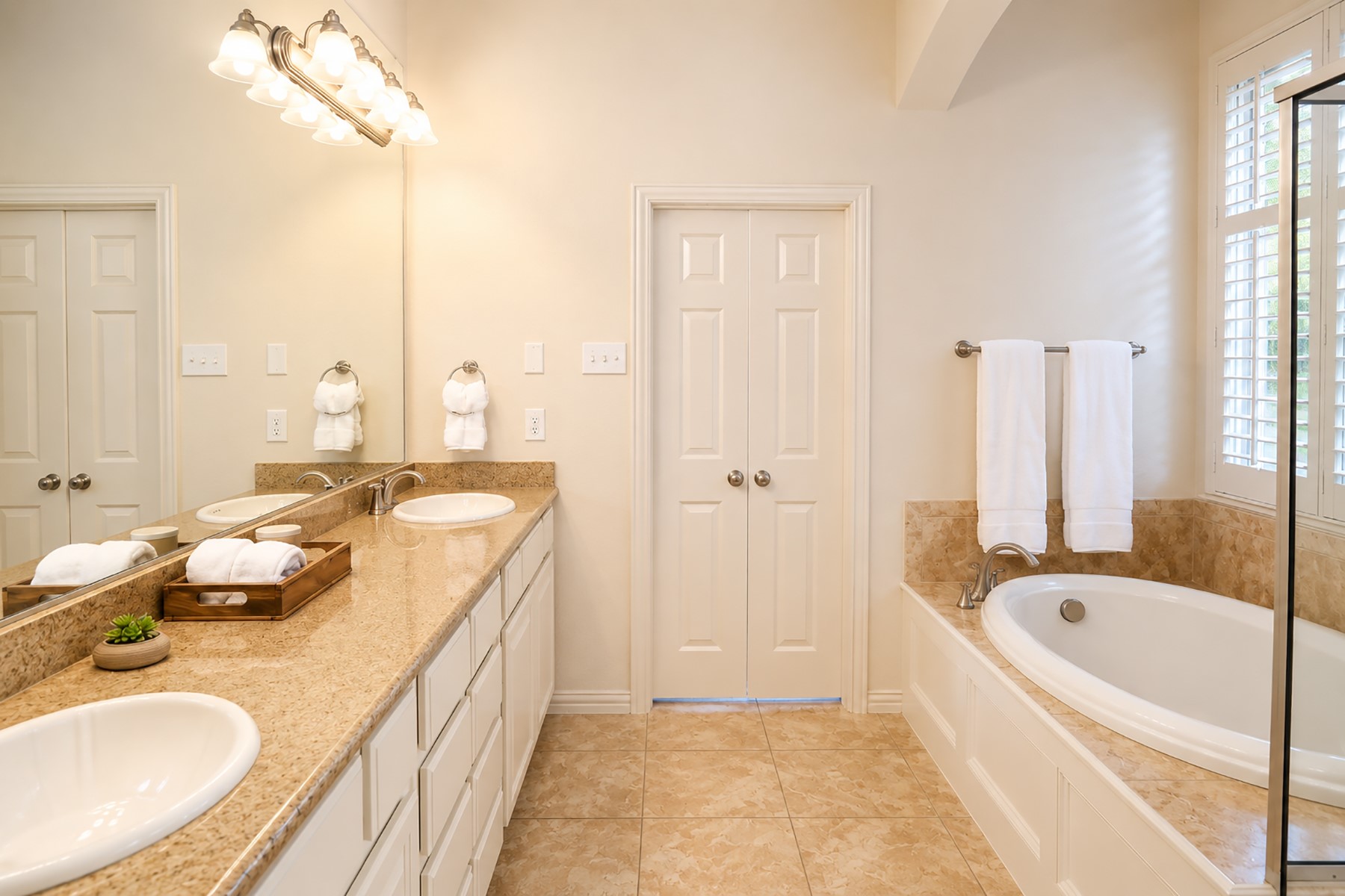 8317 Victoria Lane Lantana TX 76226