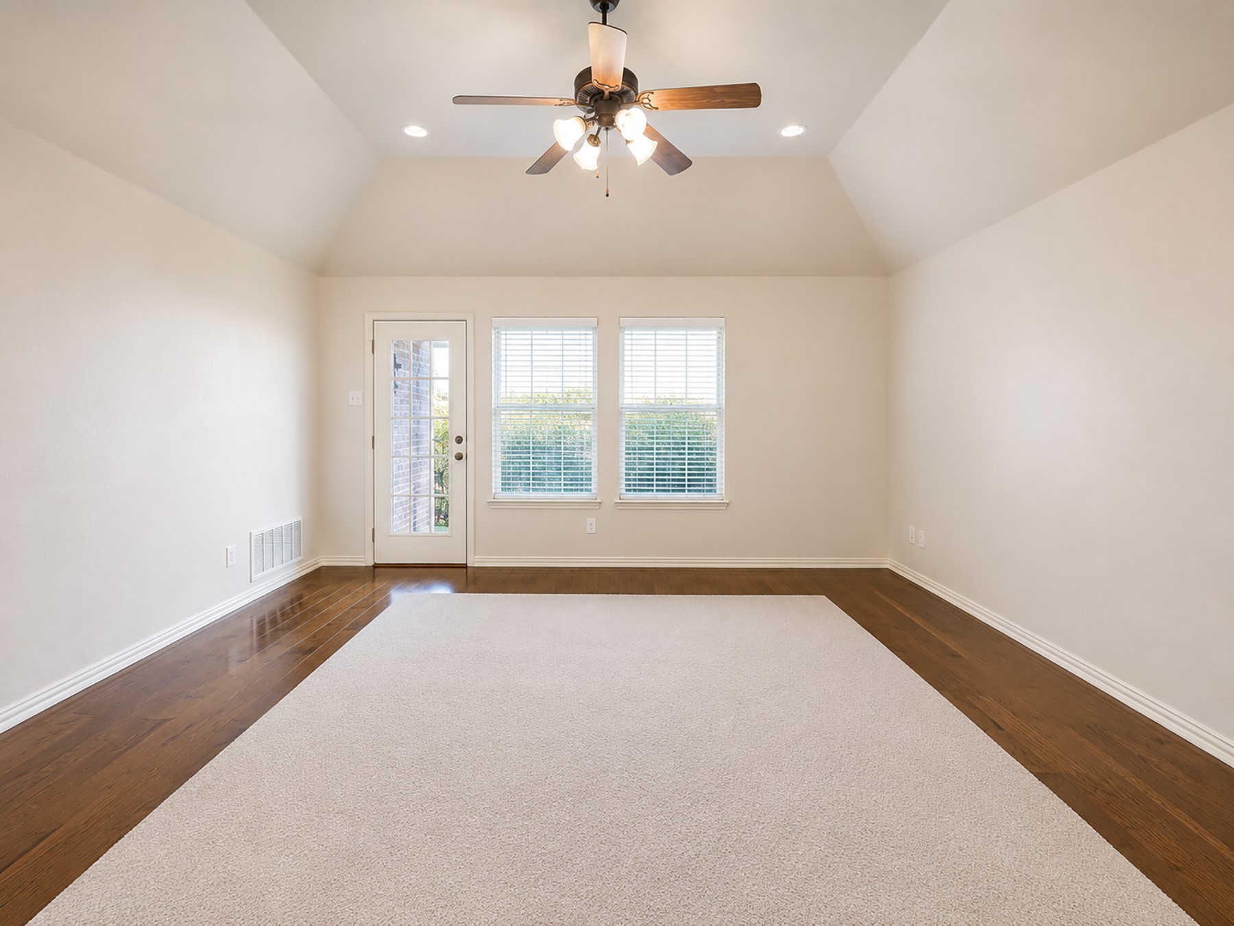 8317 Victoria Lane Lantana TX 76226