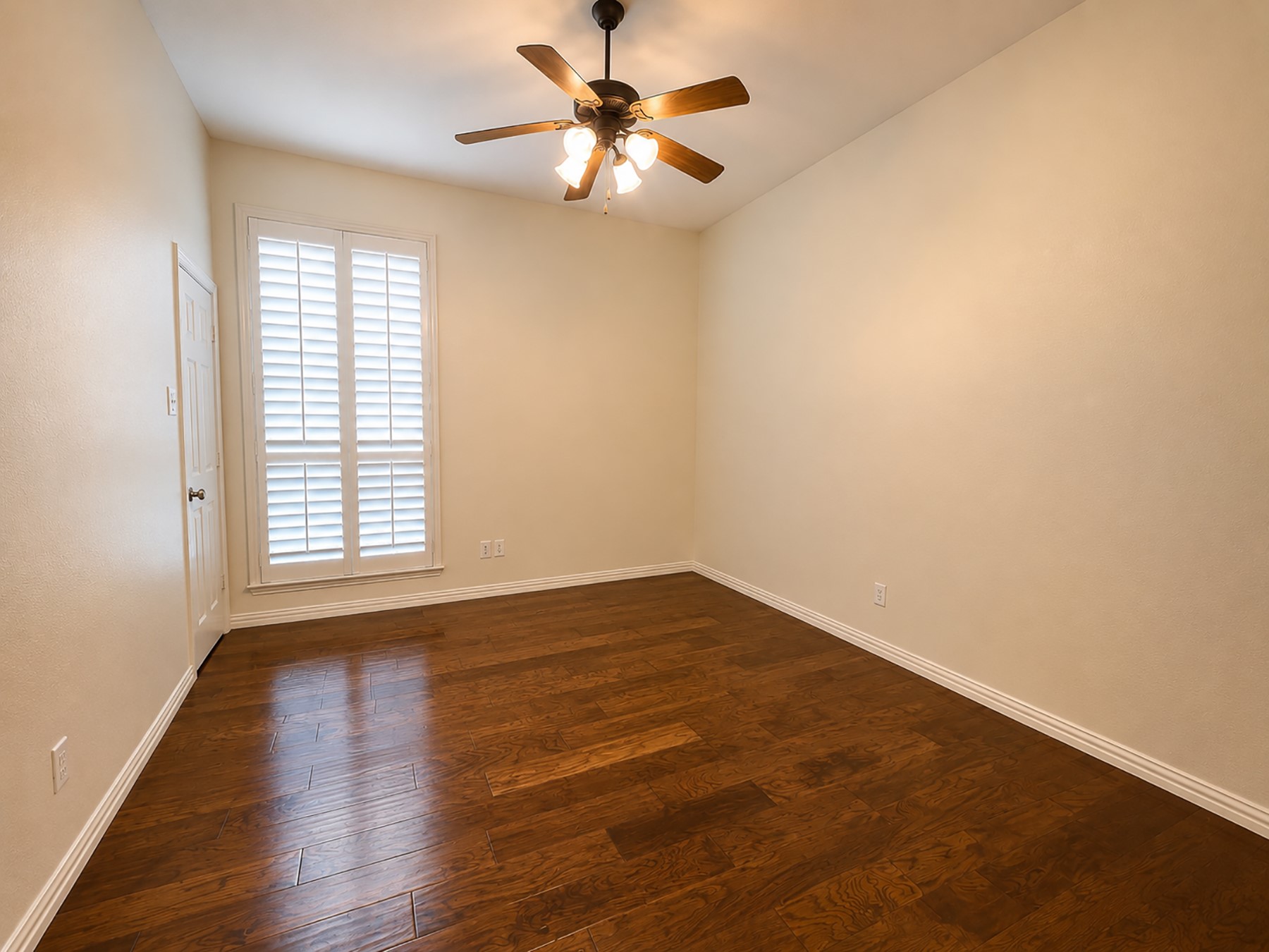 8317 Victoria Lane Lantana TX 76226