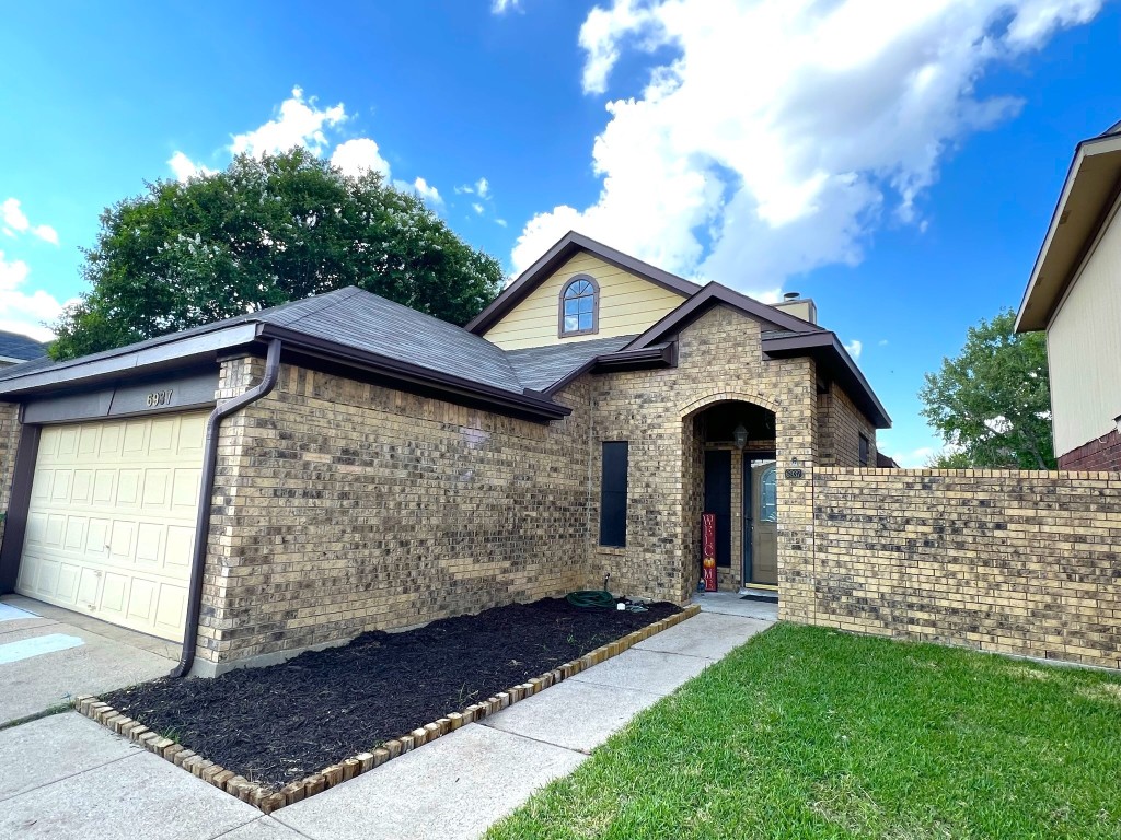 6937 Brixham Drive North Richland Hills TX 76182