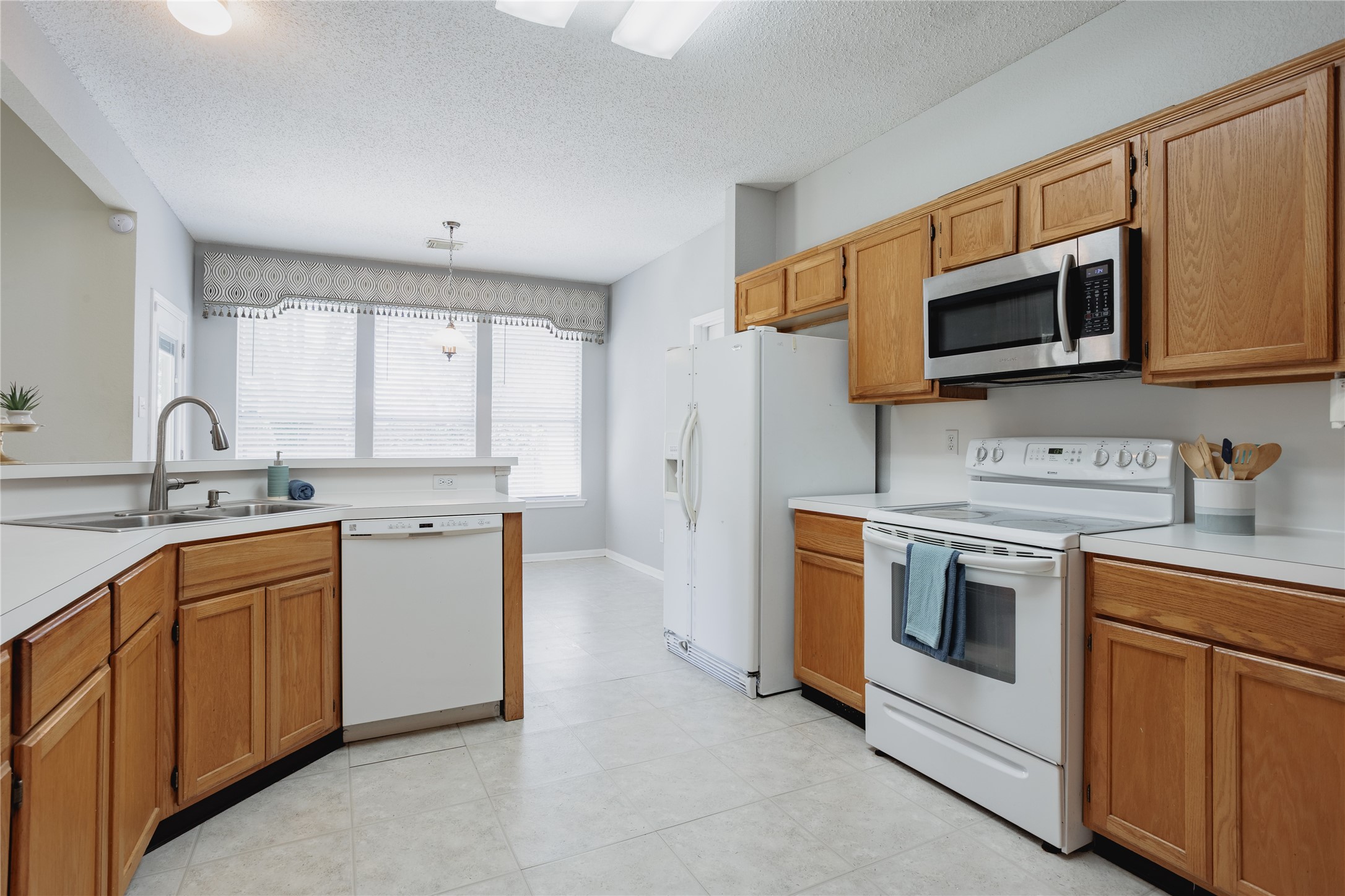 6513 Fairfield Drive Rowlett TX 75089