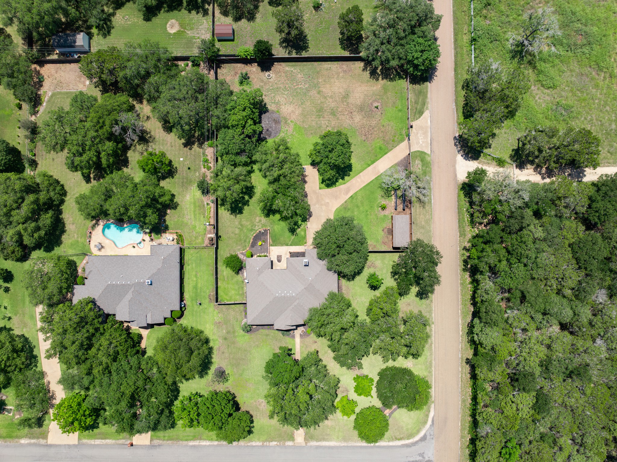 100 Twisted Oak Lane Crawford TX 76638