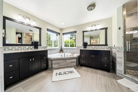 100 Twisted Oak Lane Crawford TX 76638