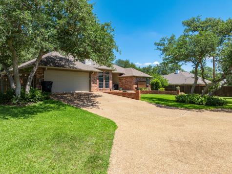 100 Twisted Oak Lane Crawford TX 76638