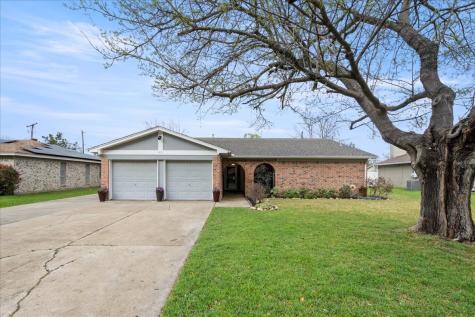 1405 Timberline Drive Benbrook TX 76126
