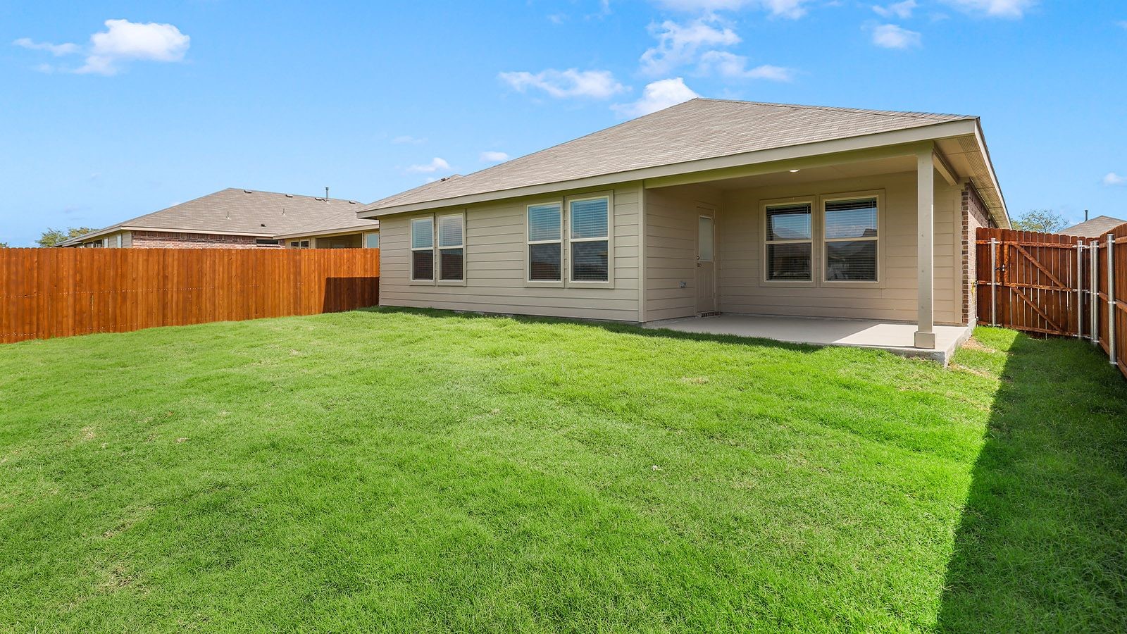 1736 Sand Pine Lane Fort Worth TX 76140