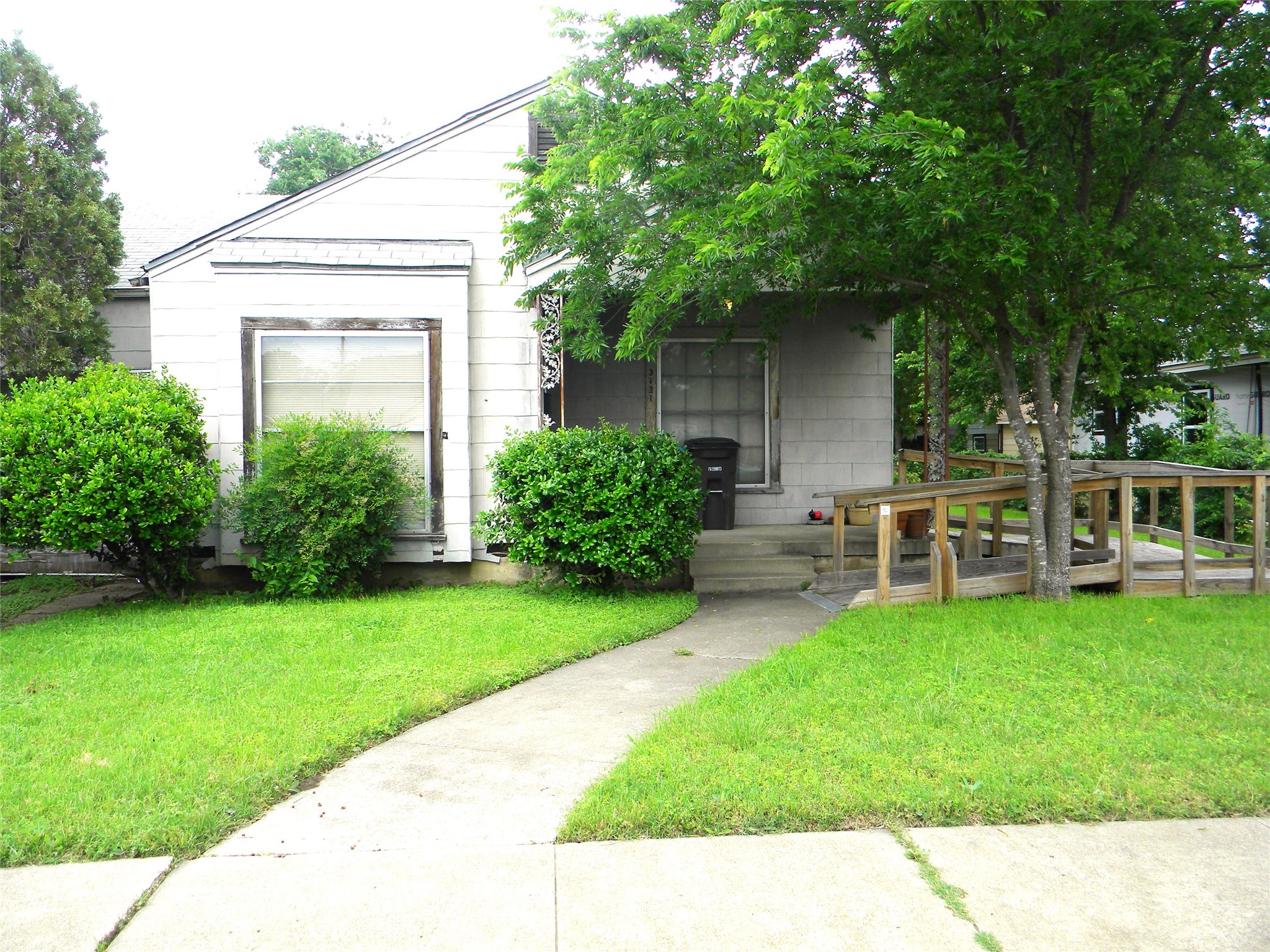 3721 S Henderson Street S Fort Worth TX 76110