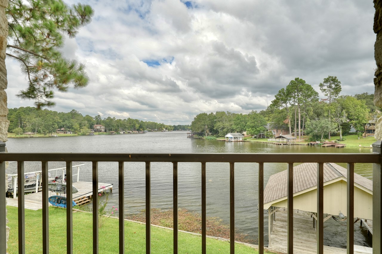 521 Hideaway Lane Central Hideaway TX 75771