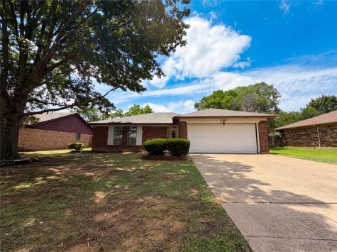6304 Big Springs Drive Arlington TX 76001