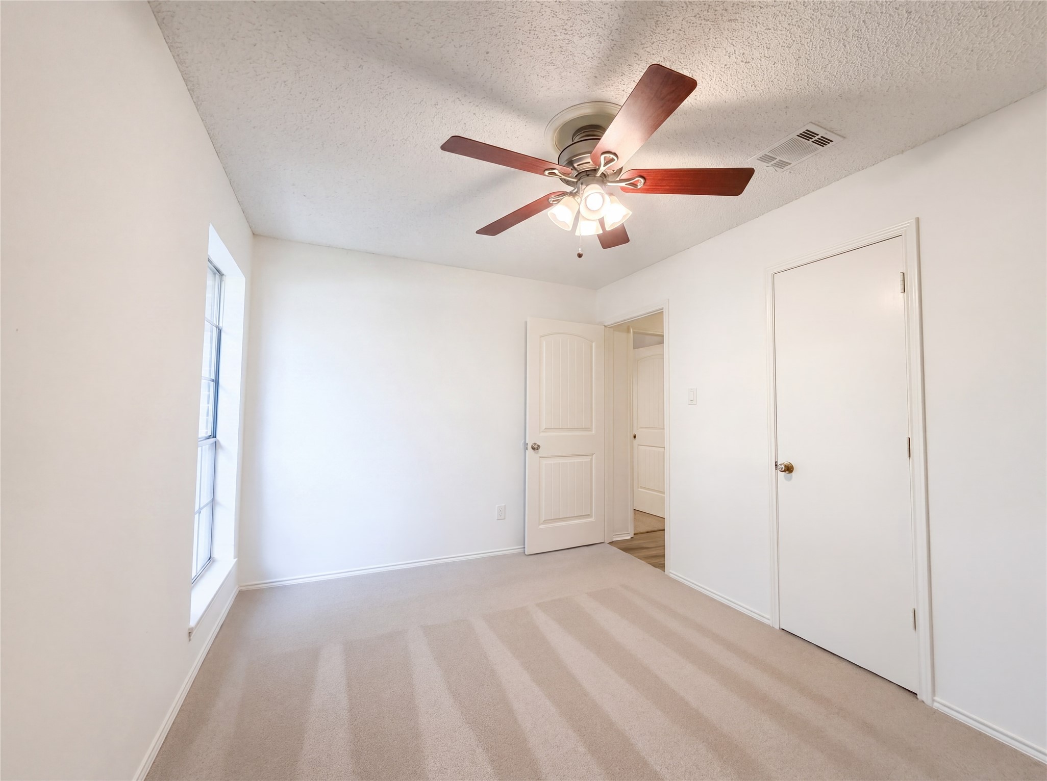 6304 Big Springs Drive Arlington TX 76001