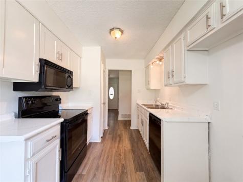 6304 Big Springs Drive Arlington TX 76001