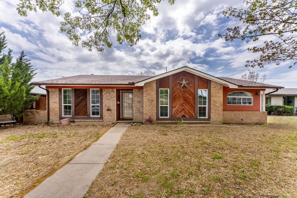 2006 Tiehack Lane Garland TX 75044
