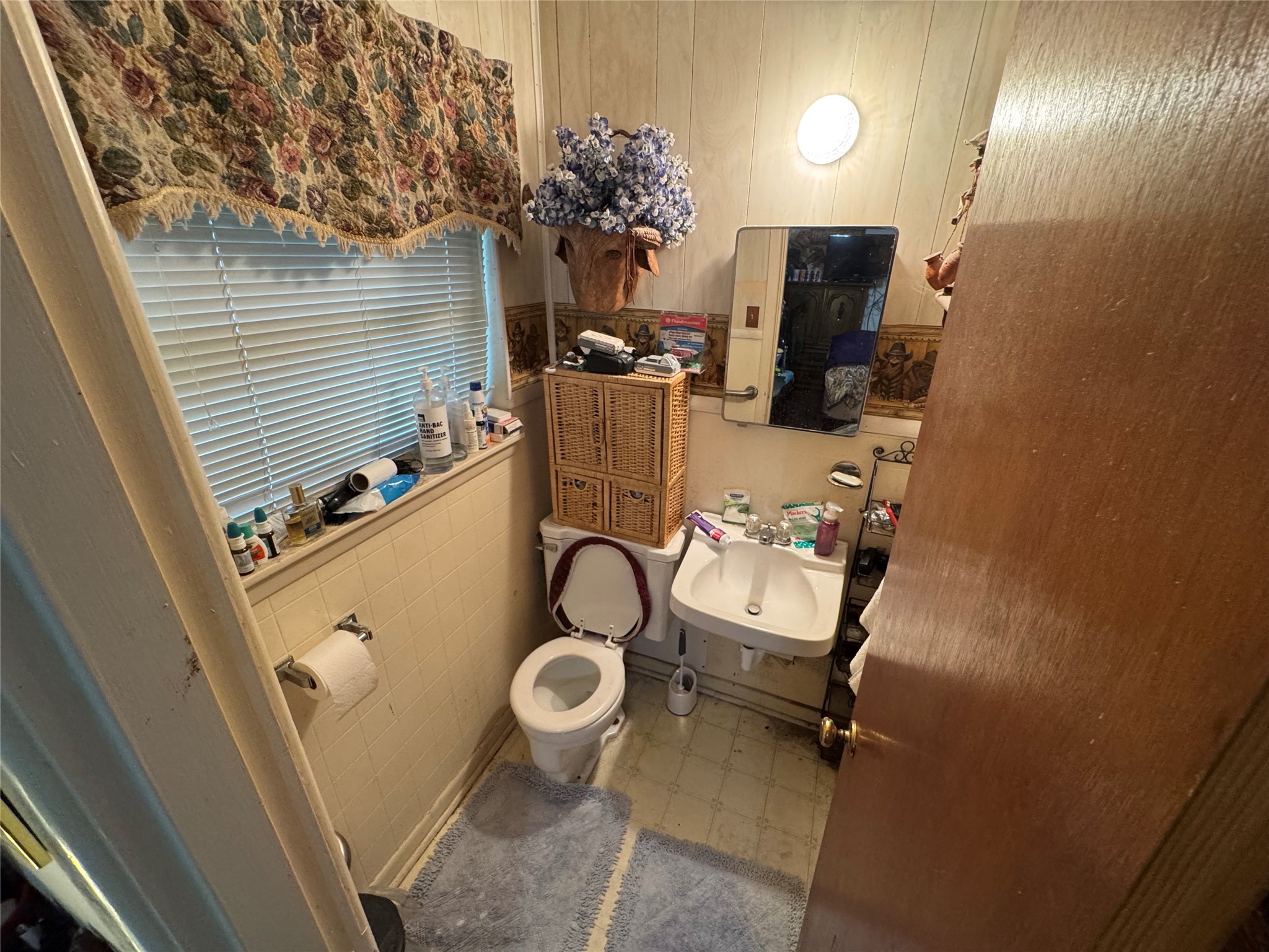 1407 Nichols Street Ennis TX 75119