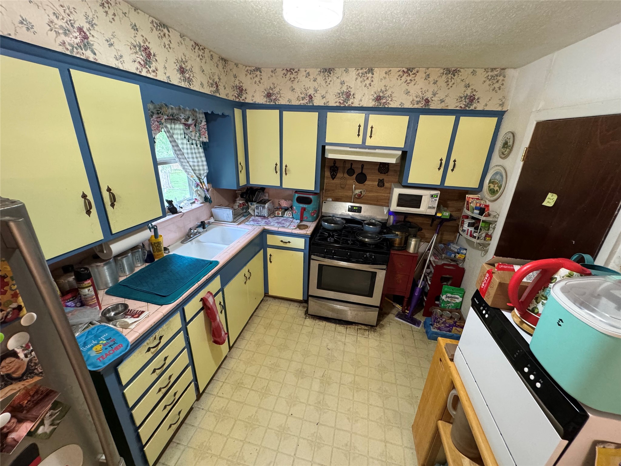 1407 Nichols Street Ennis TX 75119