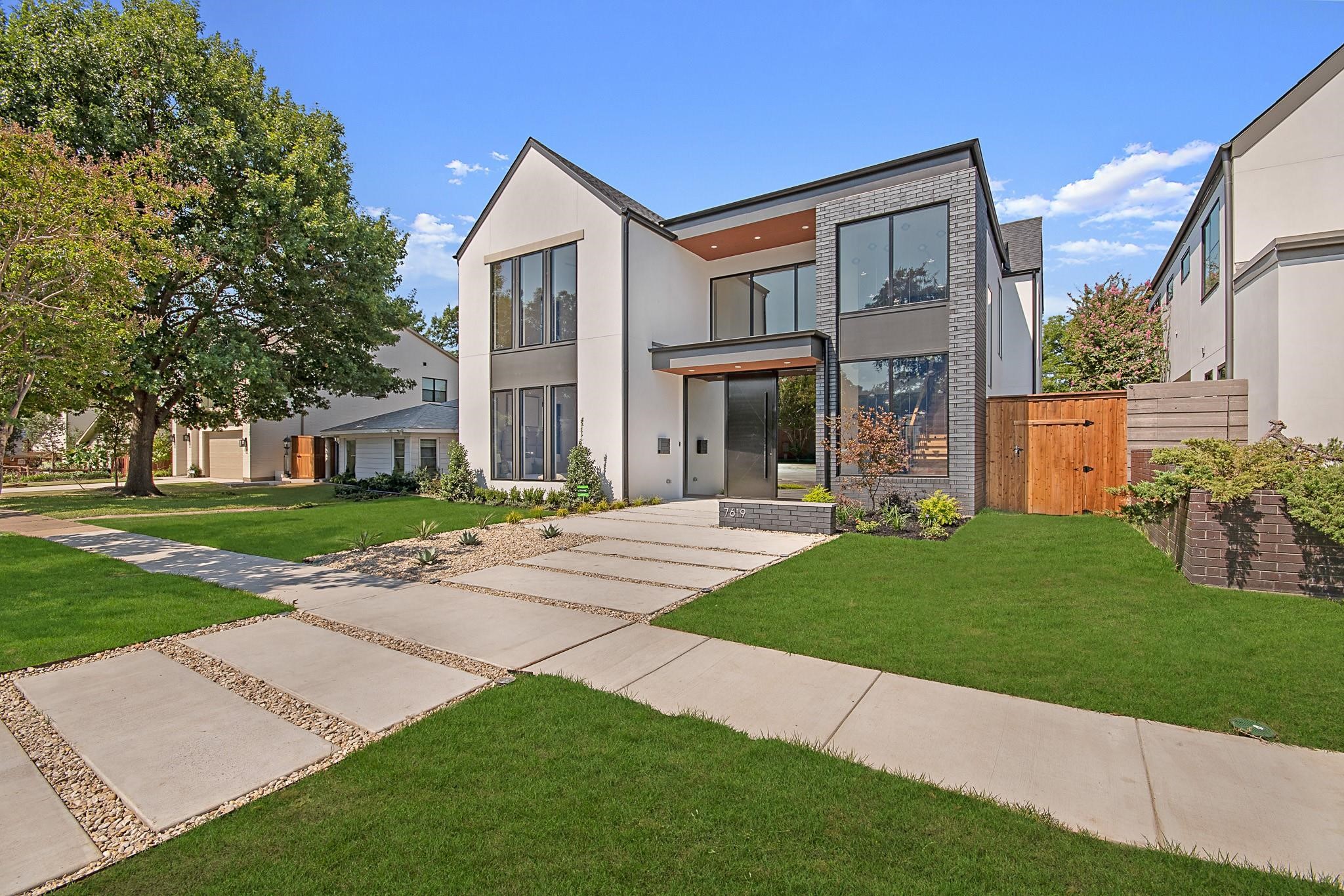 7619 Kenwell Street Dallas TX 75209