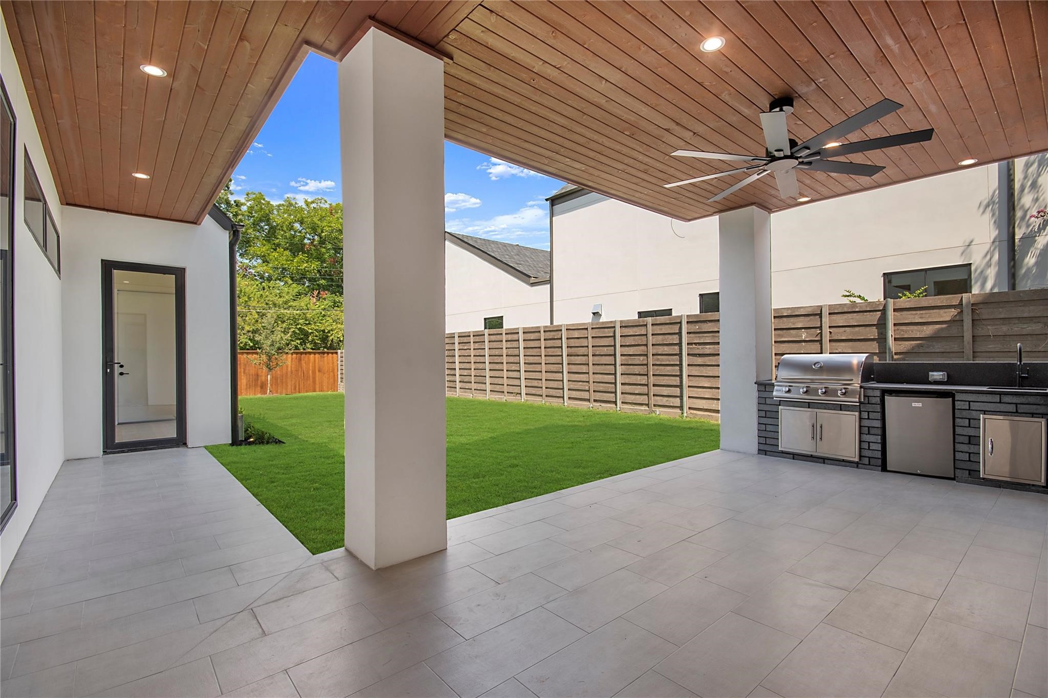 7619 Kenwell Street Dallas TX 75209