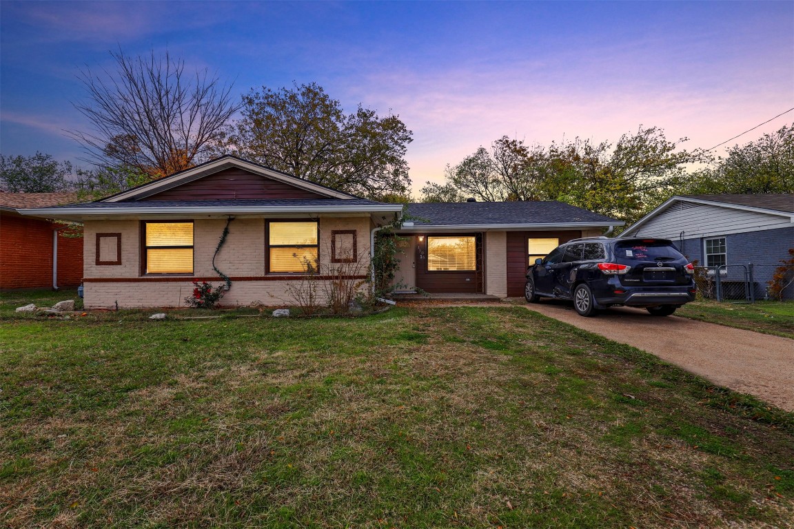 1706 Glen Key Street Grand Prairie TX 75051