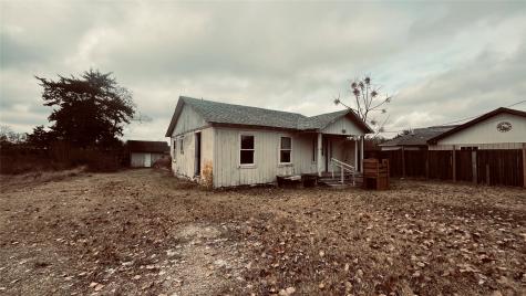 1445 Elk Creek Road Dallas TX 75253