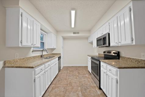 4807 Crestmont Court Arlington TX 76017