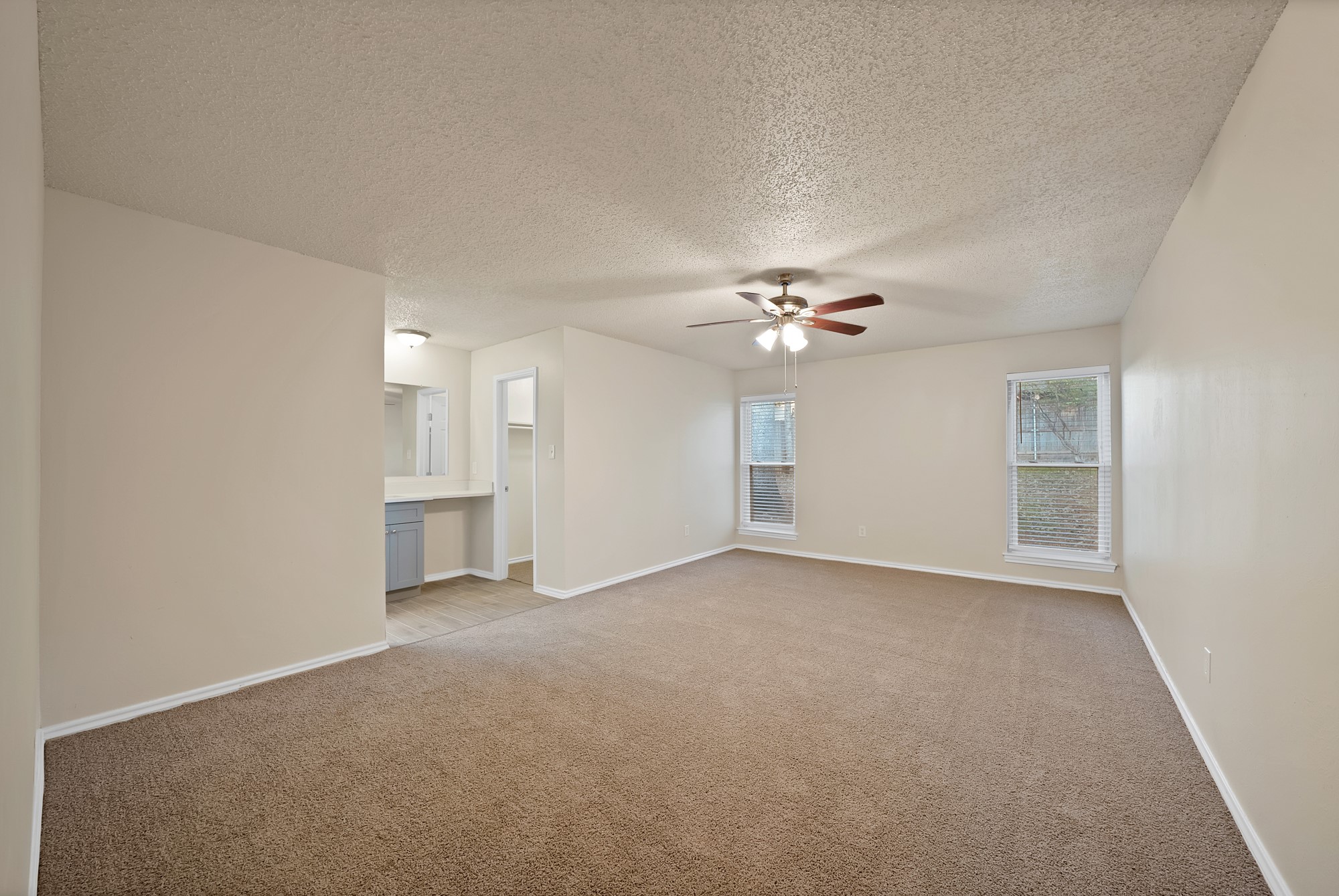 4807 Crestmont Court Arlington TX 76017