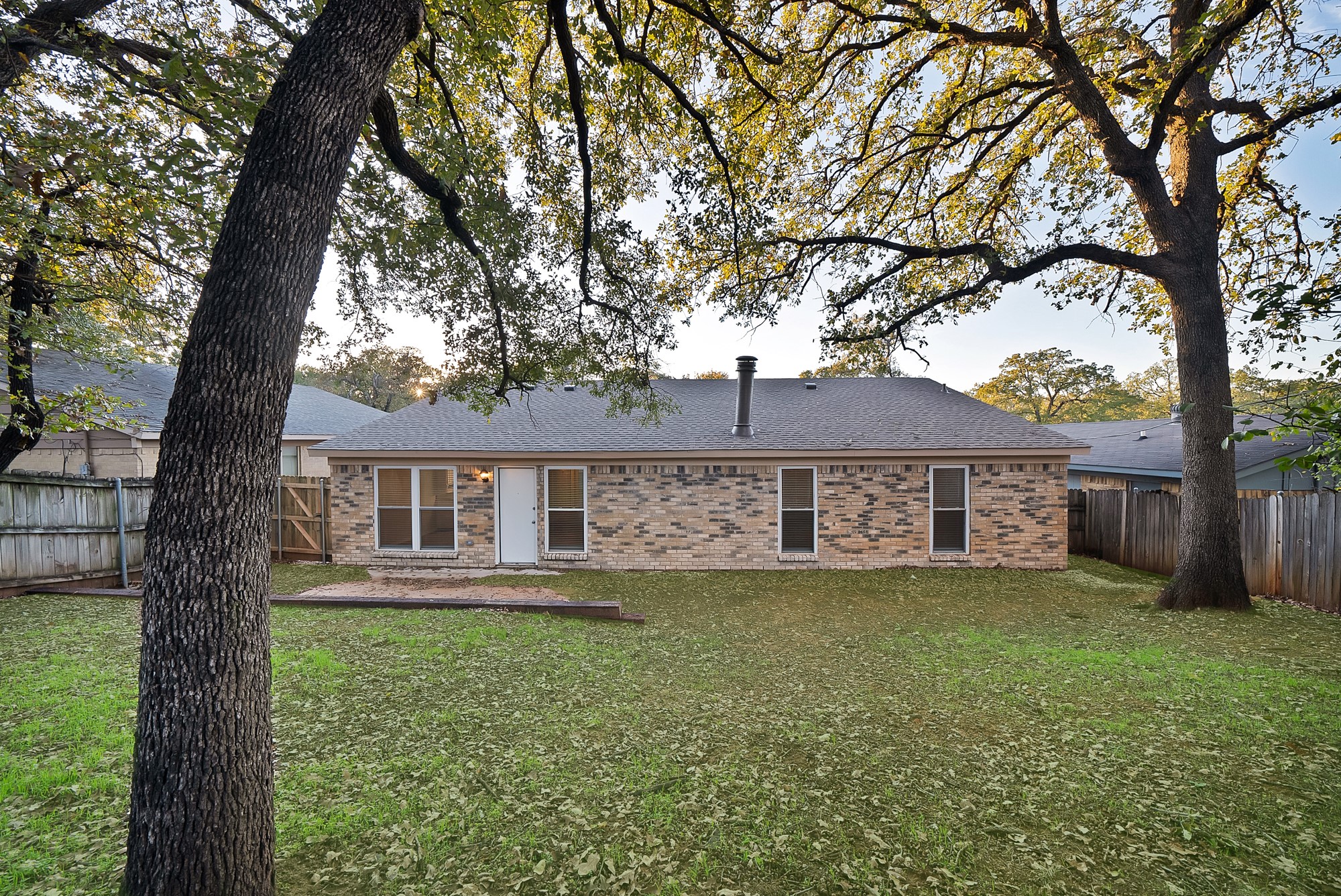 4807 Crestmont Court Arlington TX 76017