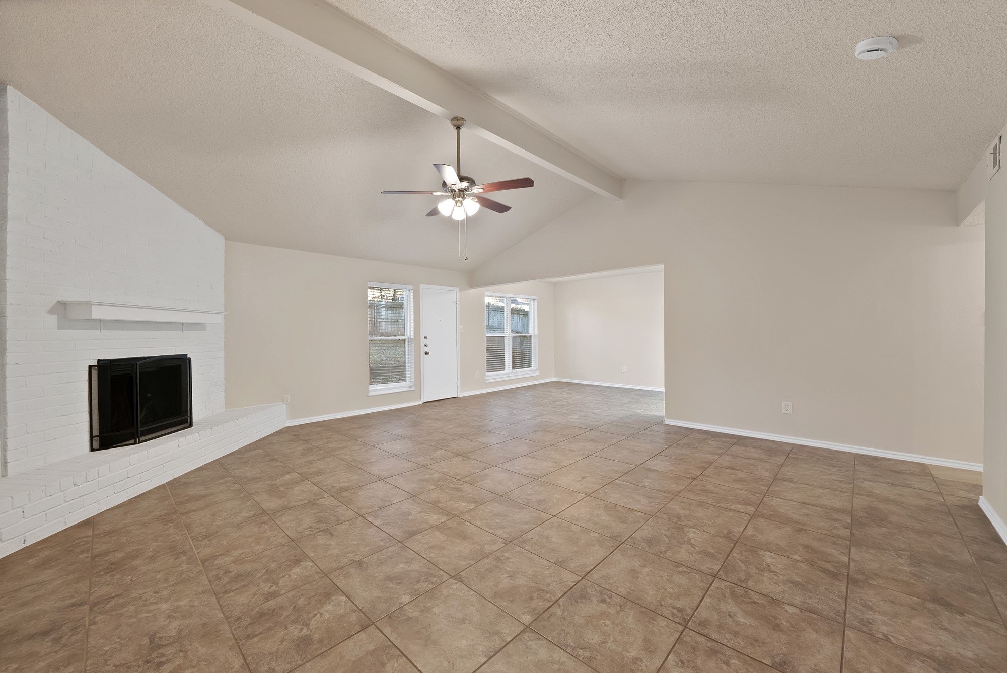 4807 Crestmont Court Arlington TX 76017