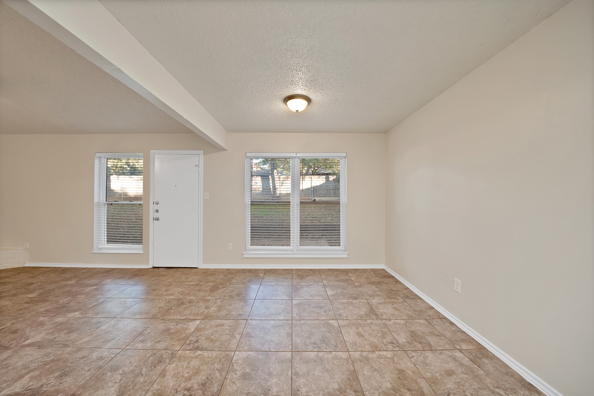 4807 Crestmont Court Arlington TX 76017