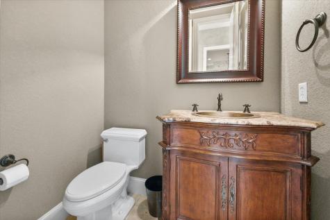 5904 St Ives Court Arlington TX 76017