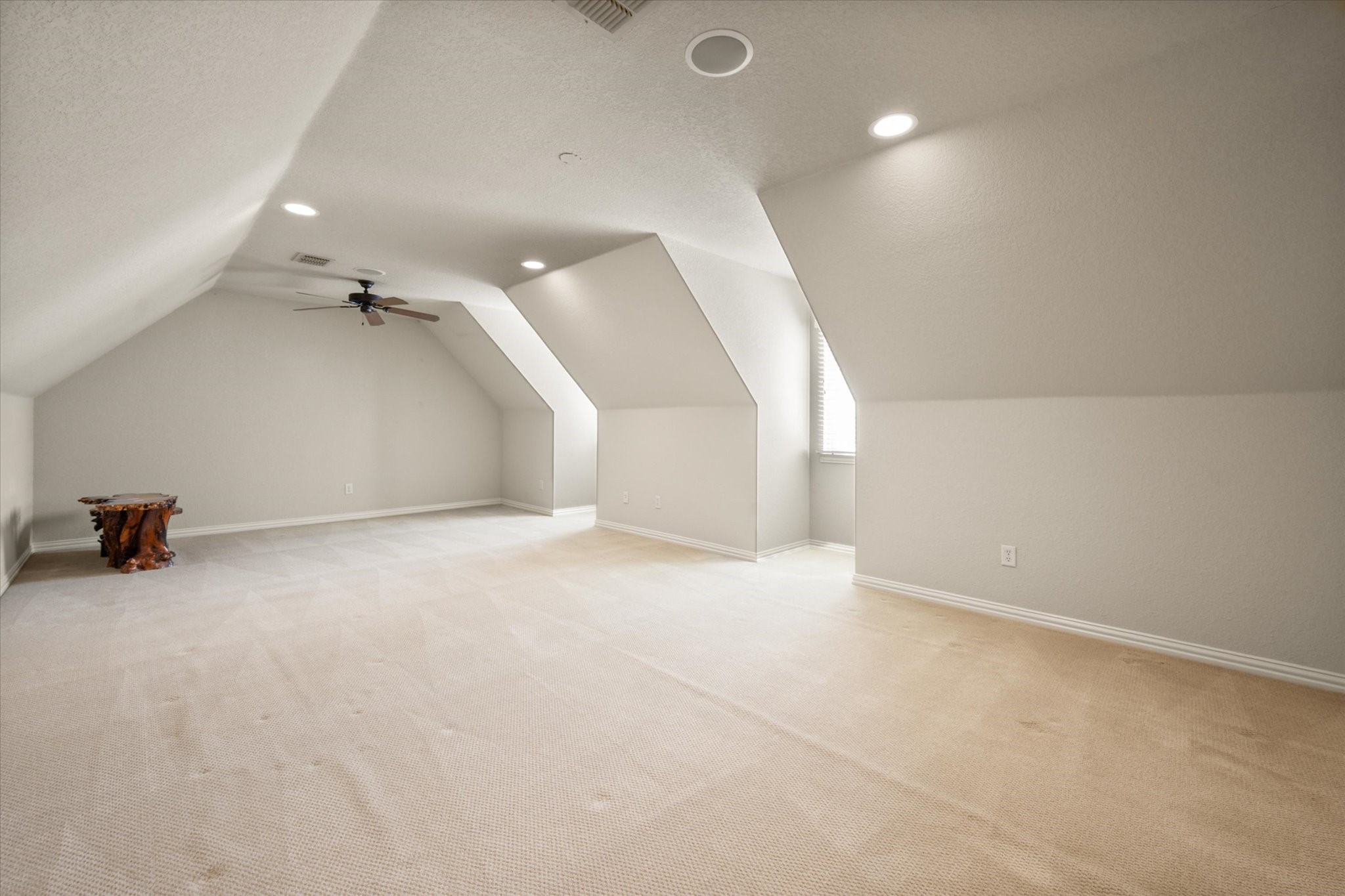 5904 St Ives Court Arlington TX 76017
