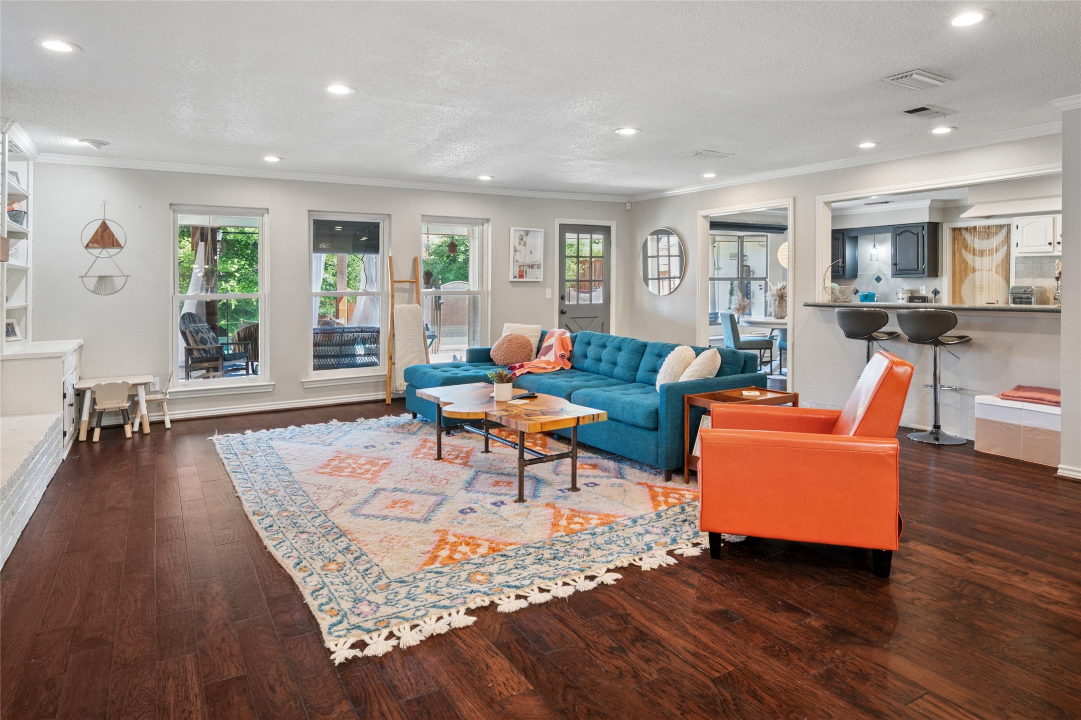 2705 Prairie Creek Court Plano TX 75075