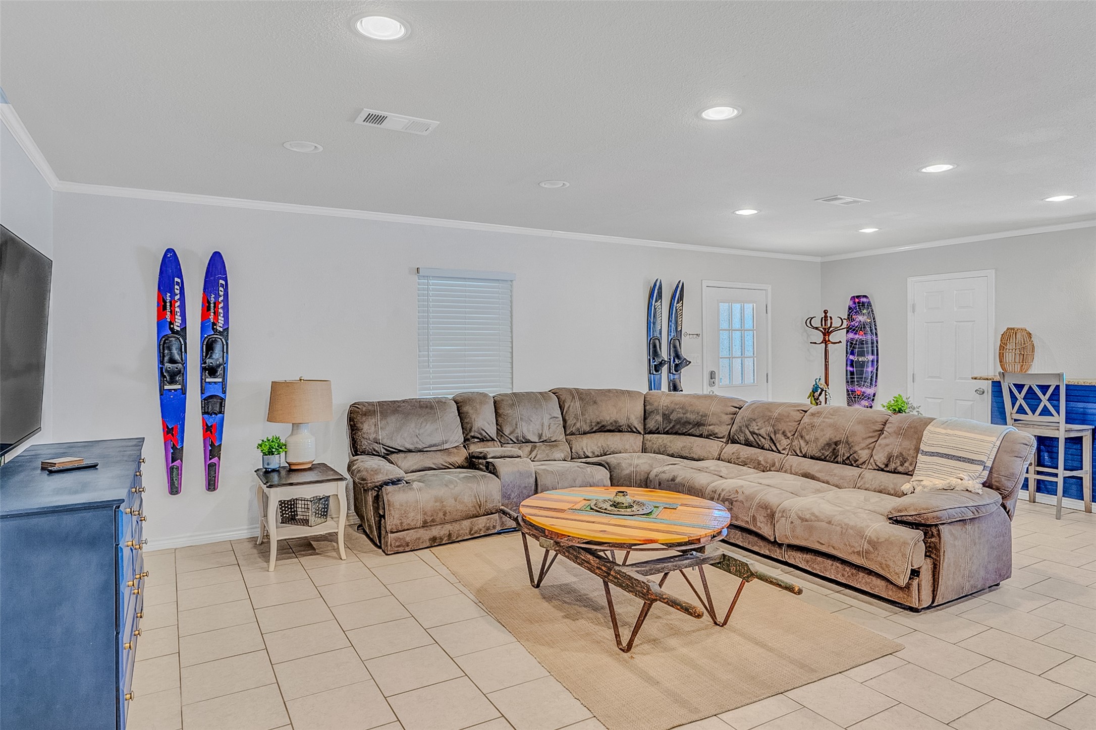 704 Tahiti Drive Granbury TX 76048