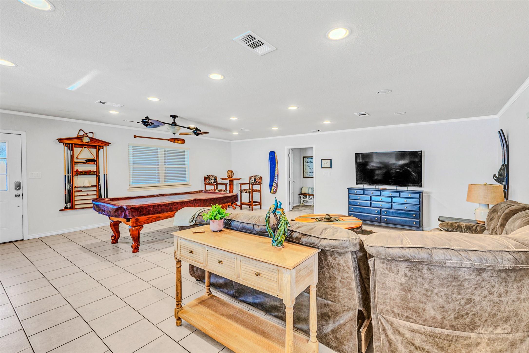704 Tahiti Drive Granbury TX 76048