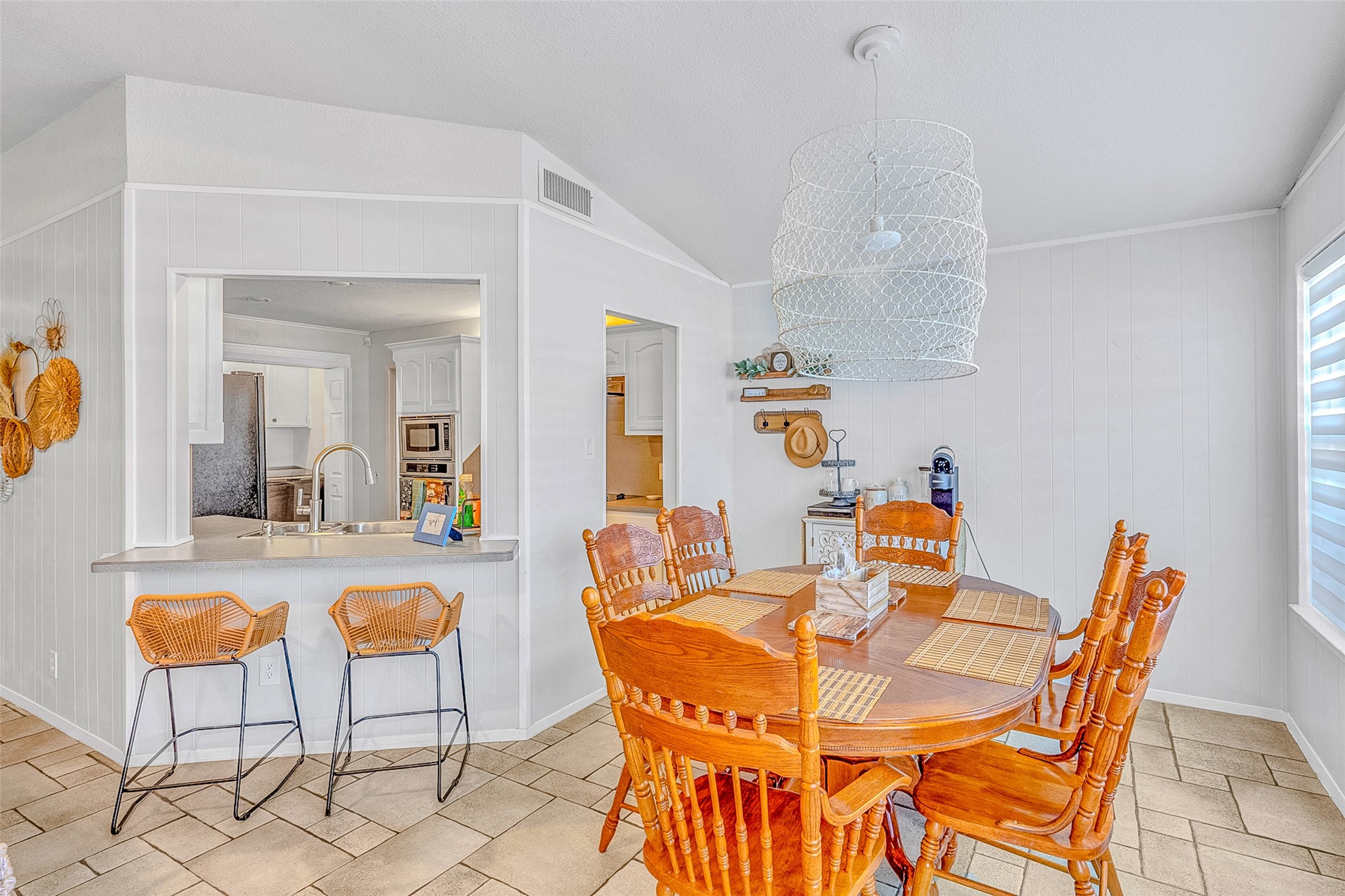 704 Tahiti Drive Granbury TX 76048