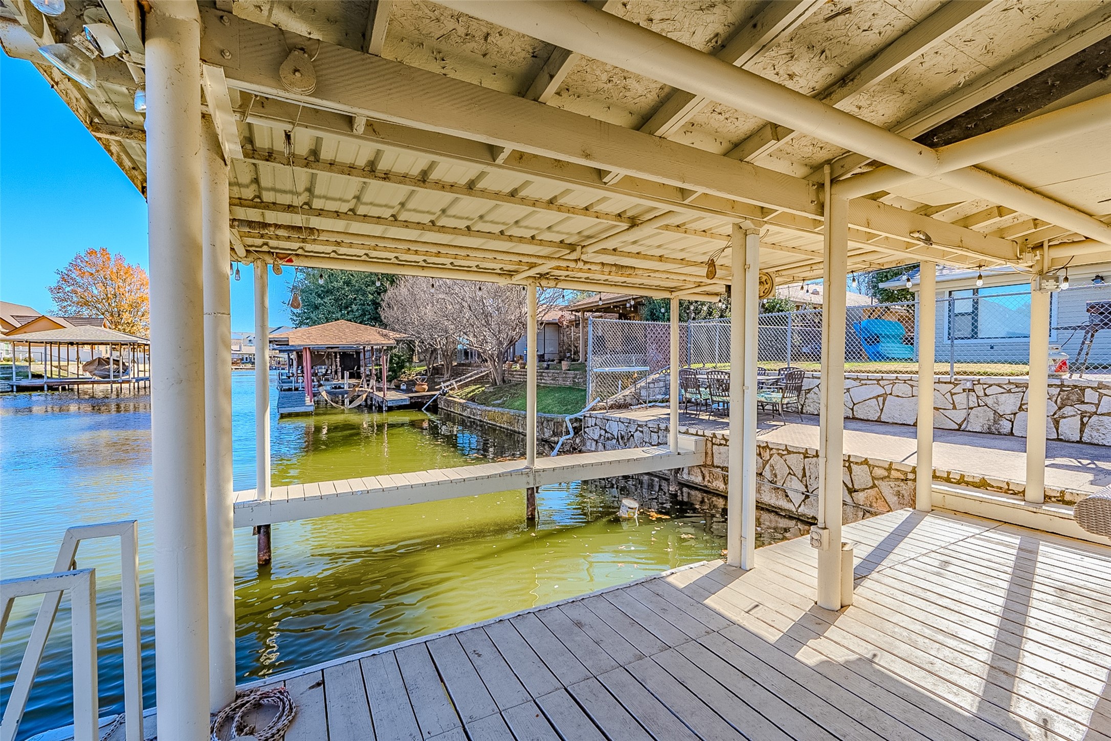 704 Tahiti Drive Granbury TX 76048
