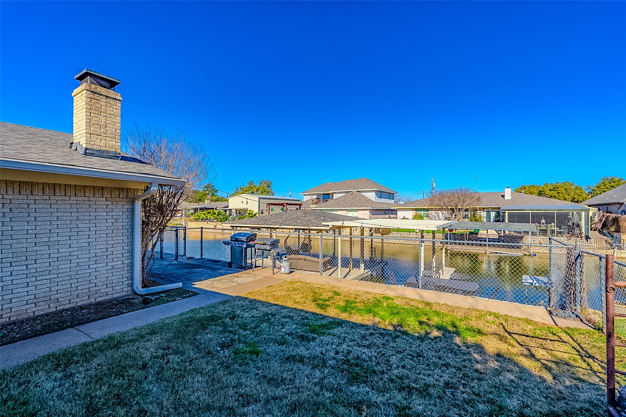 704 Tahiti Drive Granbury TX 76048