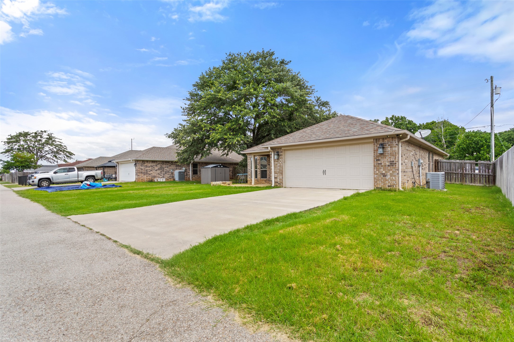 13835 County Road 4200 Lindale TX 75771