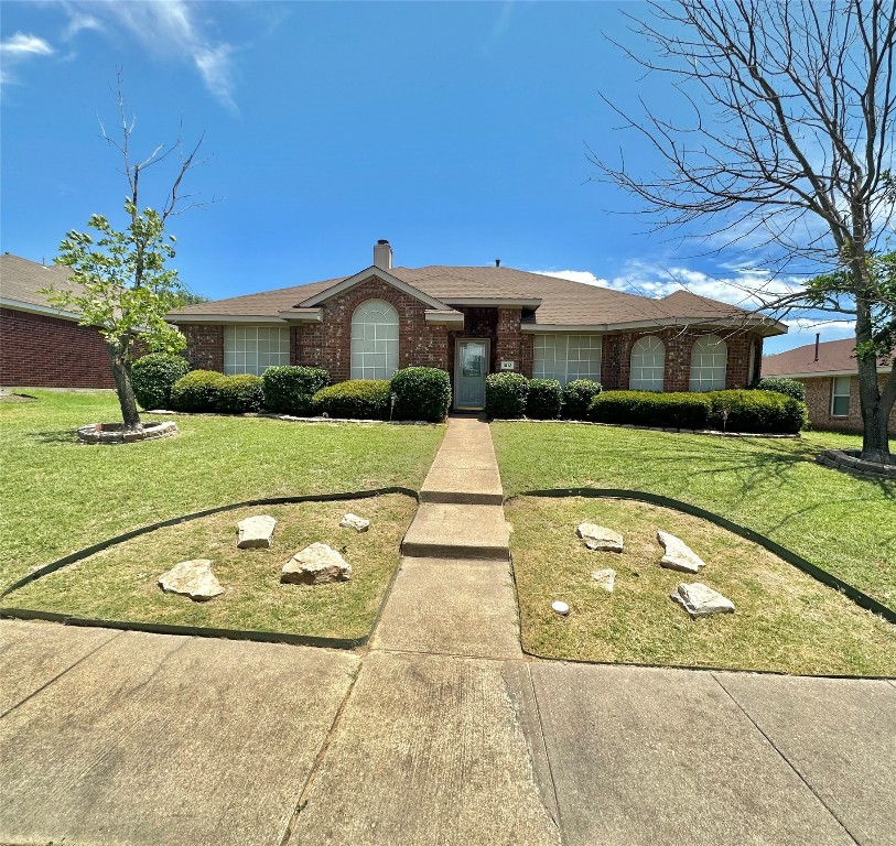 1512 Cardigan Lane Lancaster TX 75134