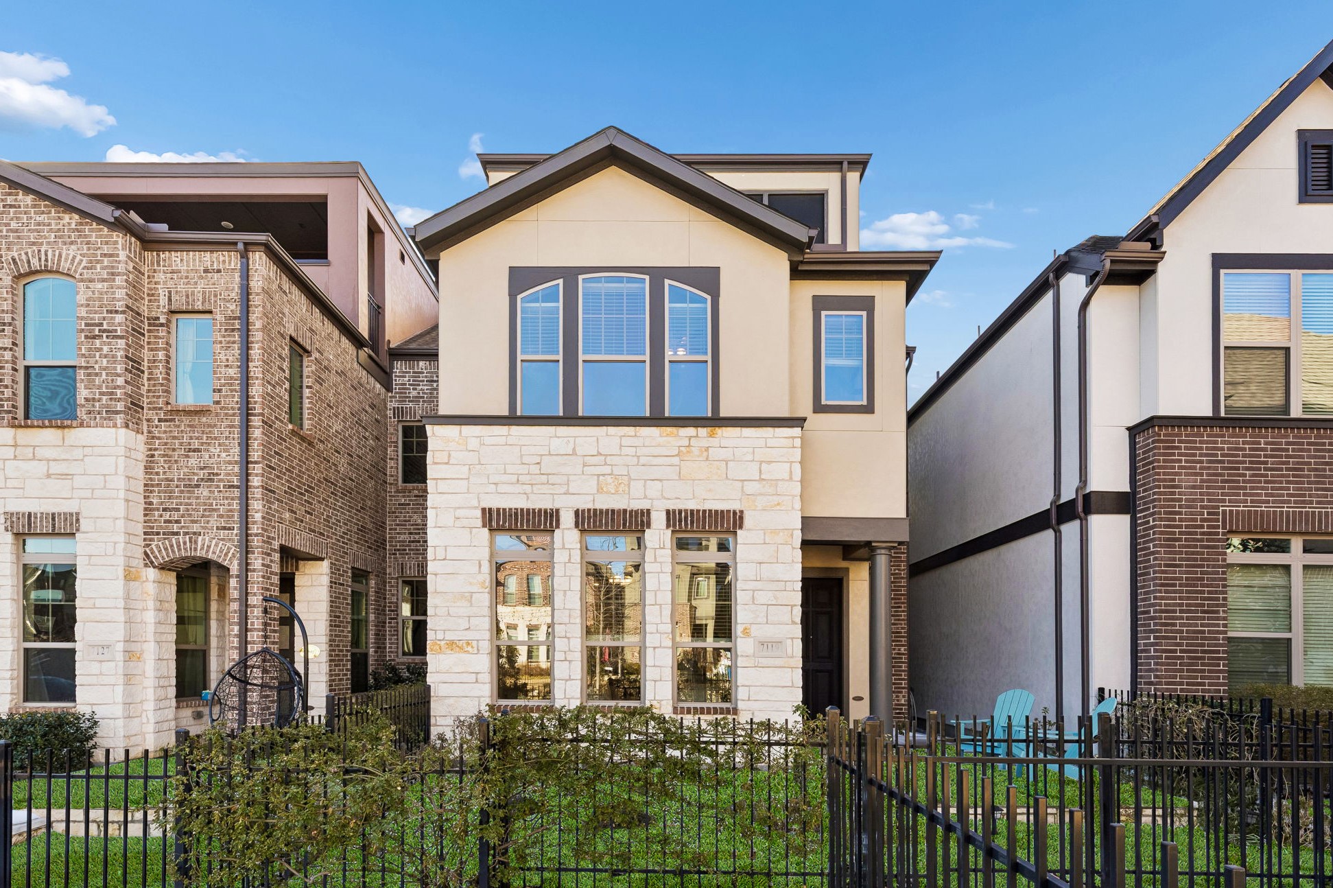 7119 Amber Grove Court Dallas TX 75231