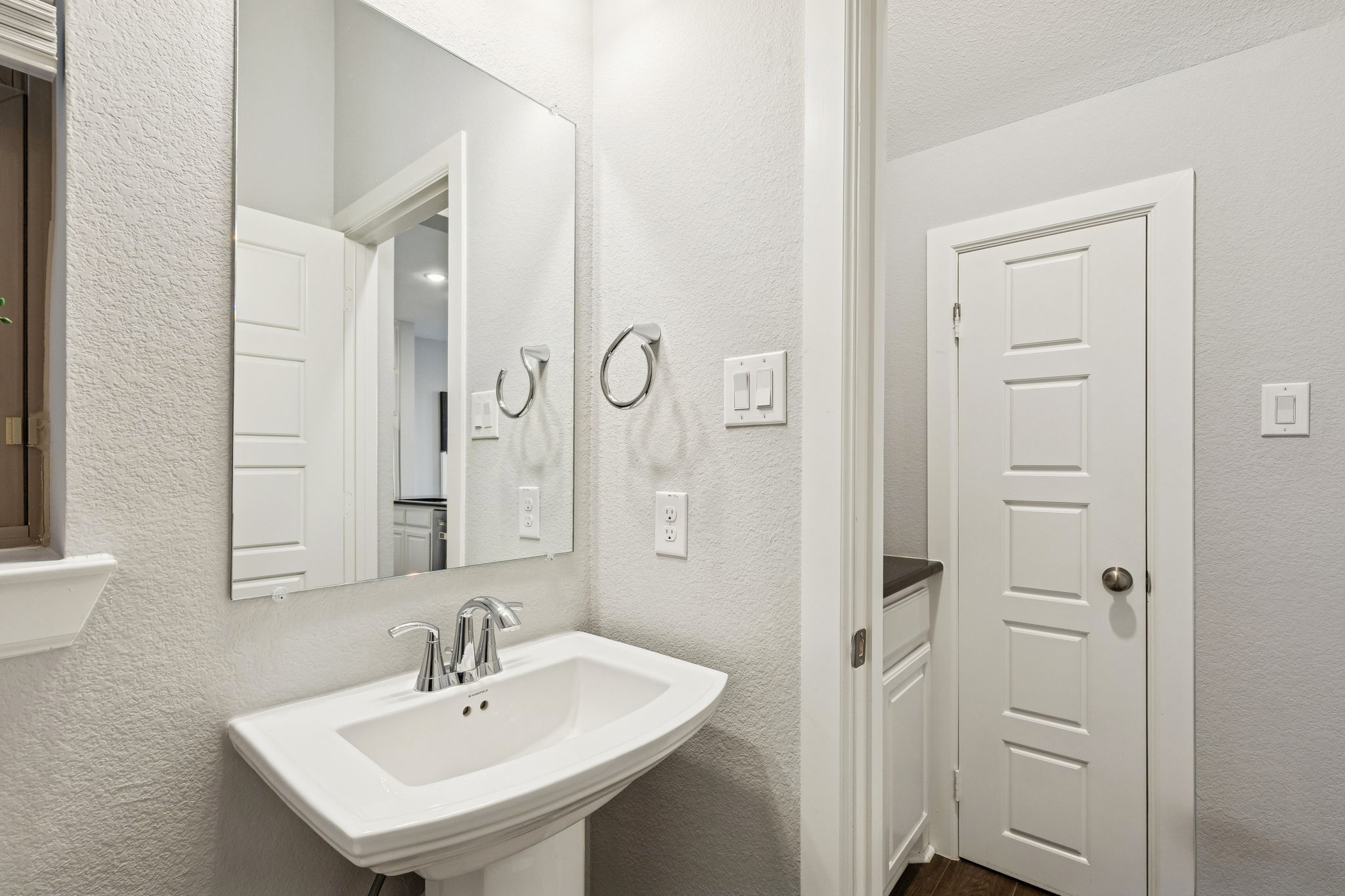 7119 Amber Grove Court Dallas TX 75231